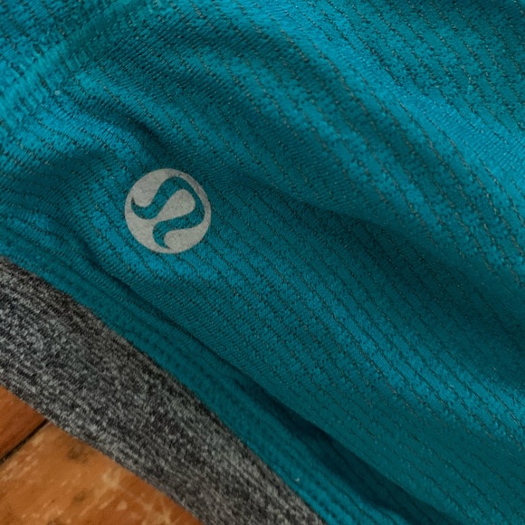 LULULEMON 🍋 teal racer back top size 8 - Picture 4 of 4